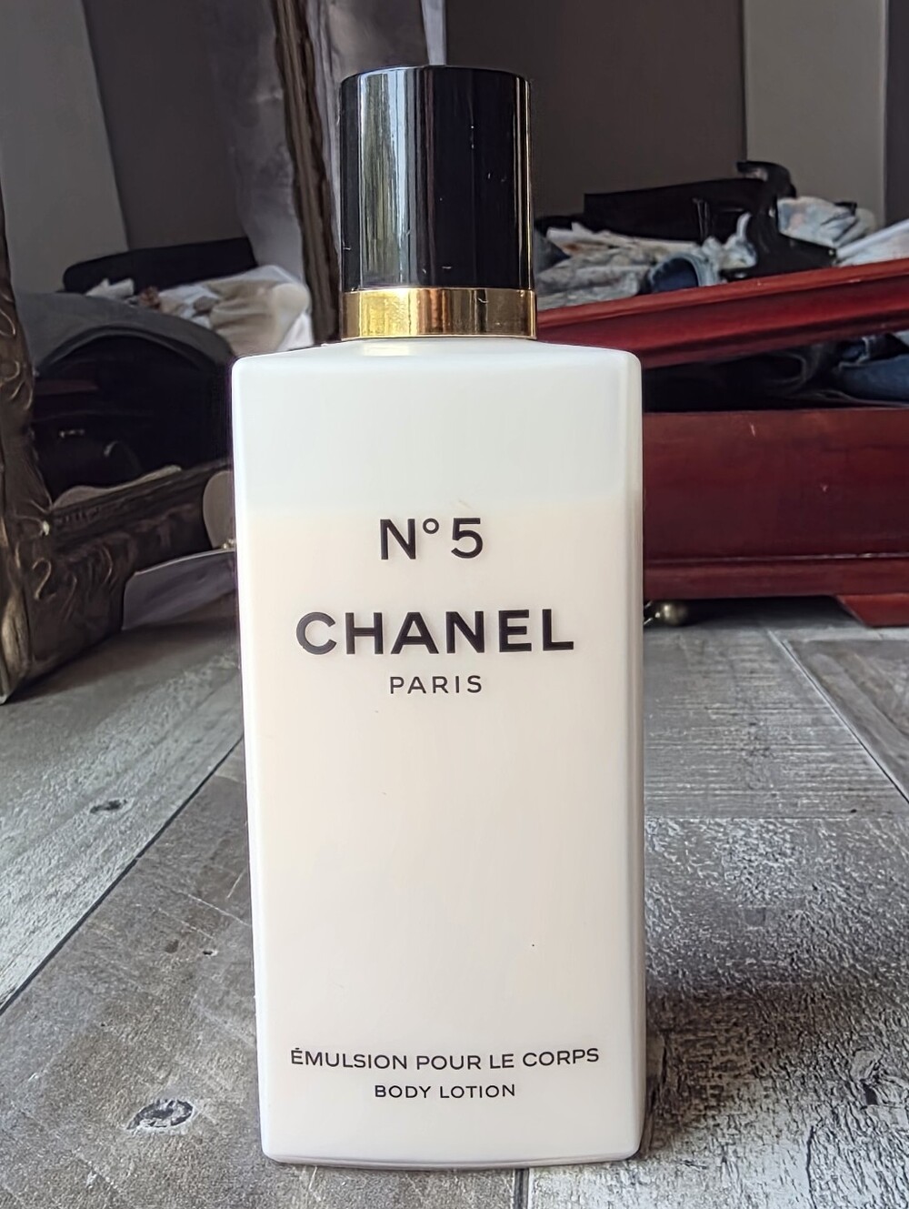 Chanel N°5 Body Emulsion Le Corps